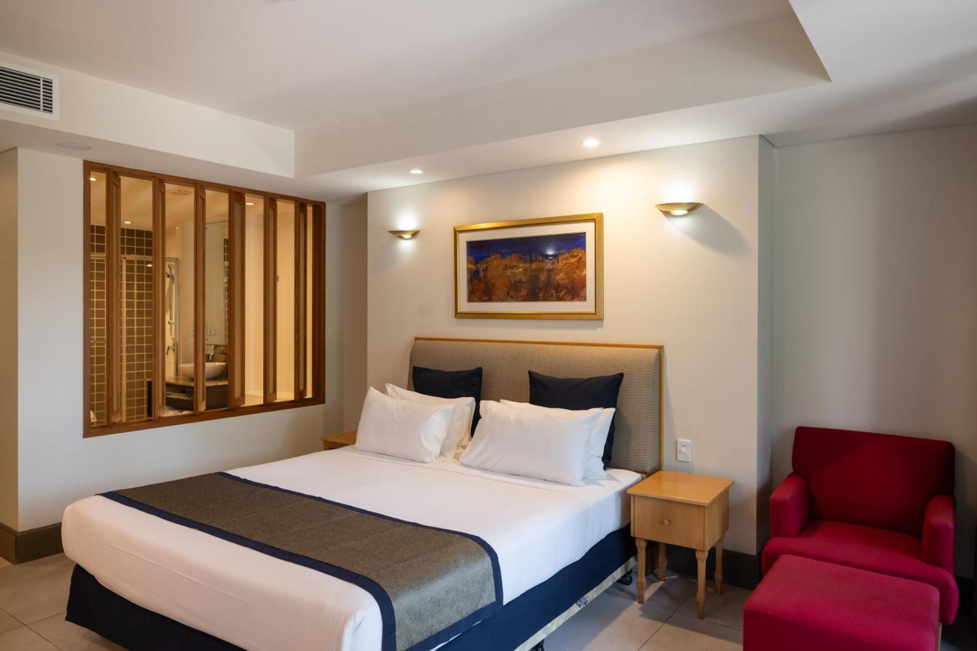 Mindil Beach Casino Resort Дарвин Экстерьер фото Deluxe Room